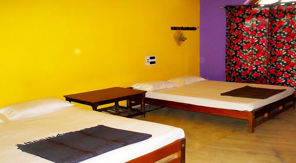 Sri Devi Comforts Hotel Chikmagalur Exterior photo