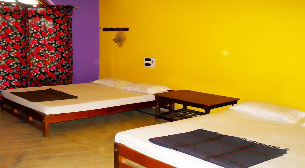 Sri Devi Comforts Hotel Chikmagalur Exterior photo